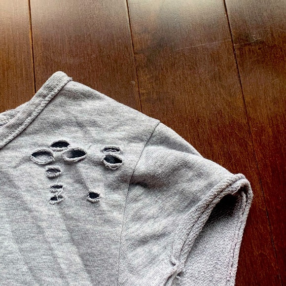 m destroyed grey almost famous cropped tee! - Picture 1 of 2